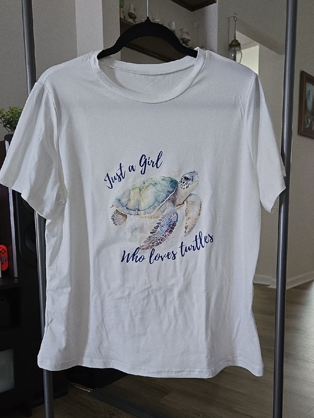 SHEIN Turtle Graphic Women's Top